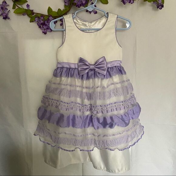 American Princess Infant Girls ruffled tiered Form - Picture 1 of 5